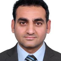 Photo of expert